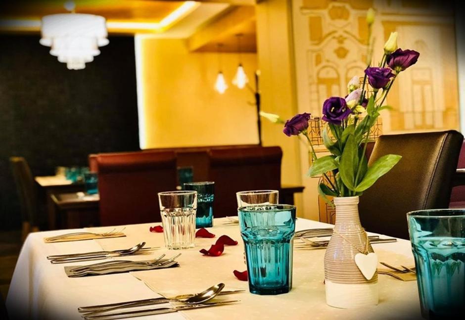 Oereg Miskolcz Hotel מראה חיצוני תמונה