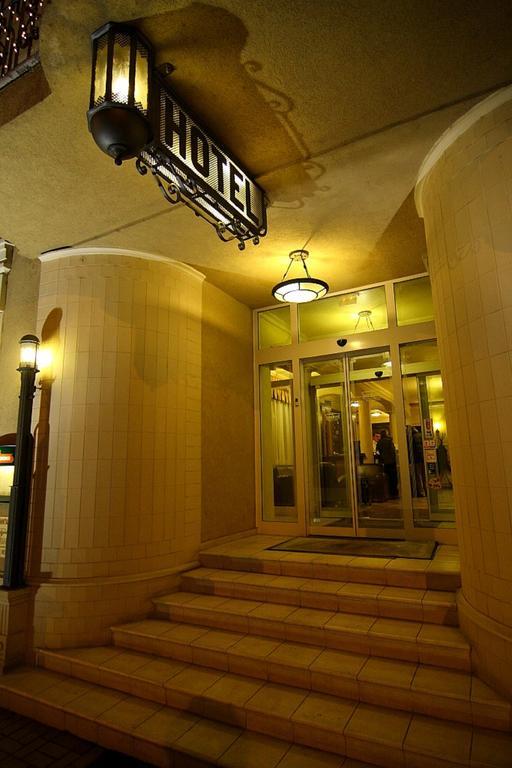 Oereg Miskolcz Hotel מראה חיצוני תמונה