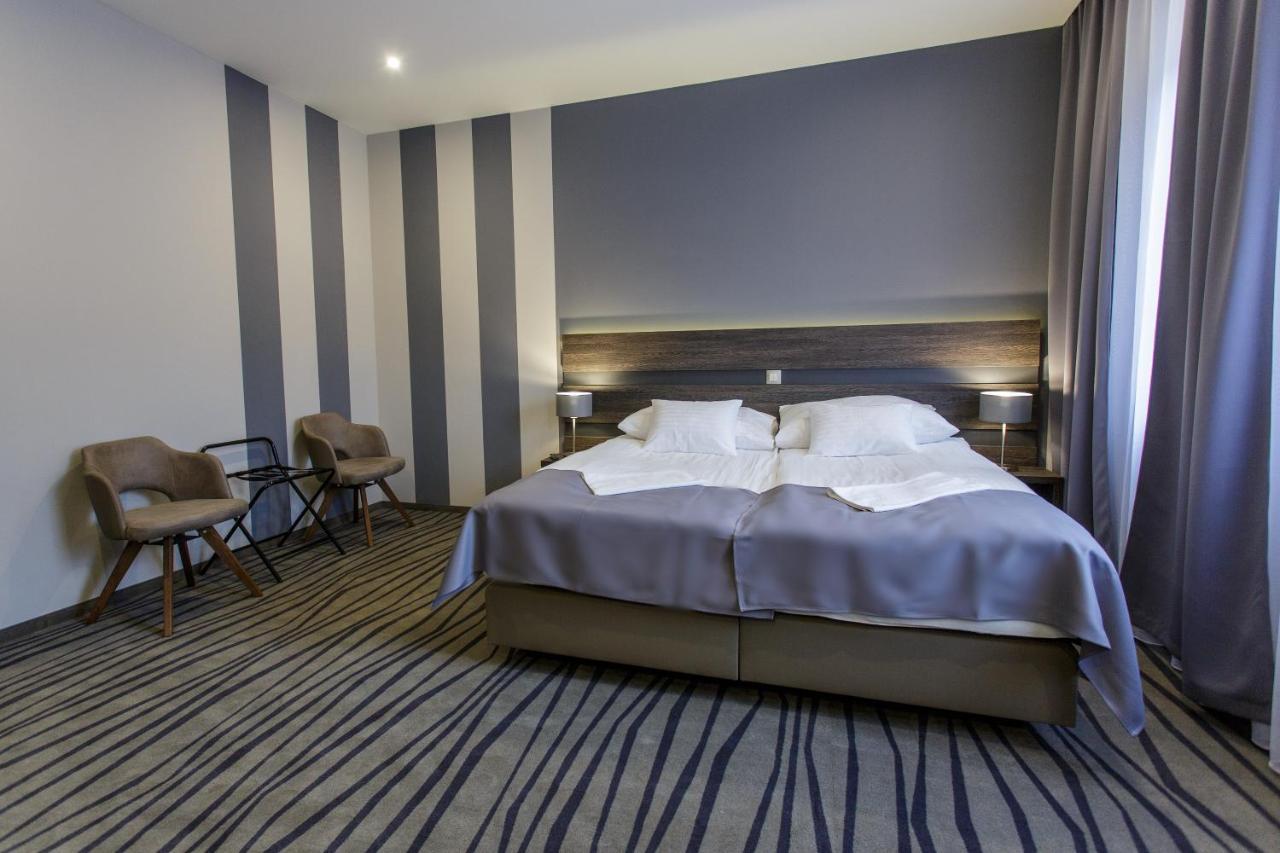 Oereg Miskolcz Hotel מראה חיצוני תמונה